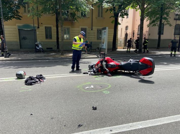 Scontro tra due motociclisti sullo Stradone: due motociclisti feriti gravemente - In aggiornamento