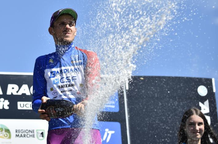 Zana veste di tricolore la Bardiani: &egrave; lui il nuovo campione italiano di ciclismo su strada