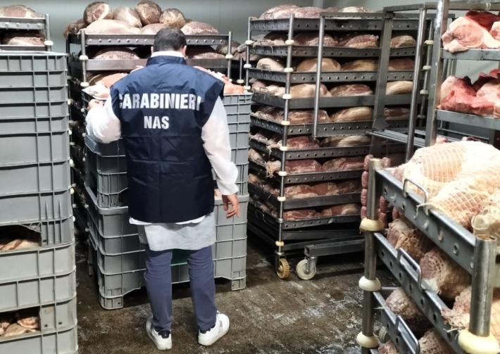Carabinieri Nas Parma: sicurezza alimentare. Sequestrati oltre 400 kg di prodotti alimentari non conformi. sanzionate due attivit&agrave;