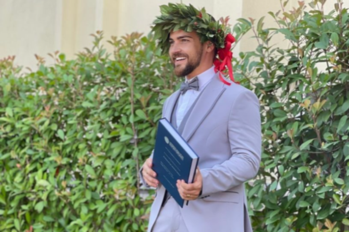 Valerio Scanu si &egrave; laureato con lode in legge