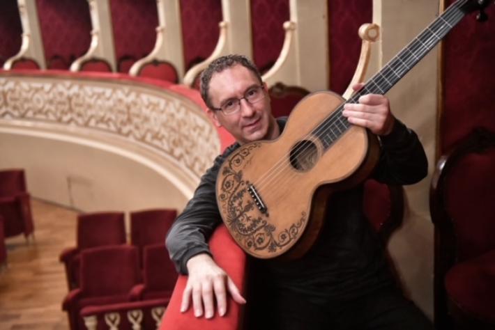 Due "Chitarre d'oro" al virtuoso parmigiano Giampaolo Bandini
