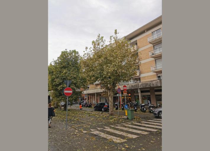 Maltempo: Liguria, mareggiata porta cabine su linea ferrovia
