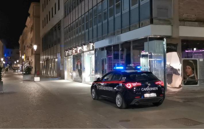 carabinieri via cavour