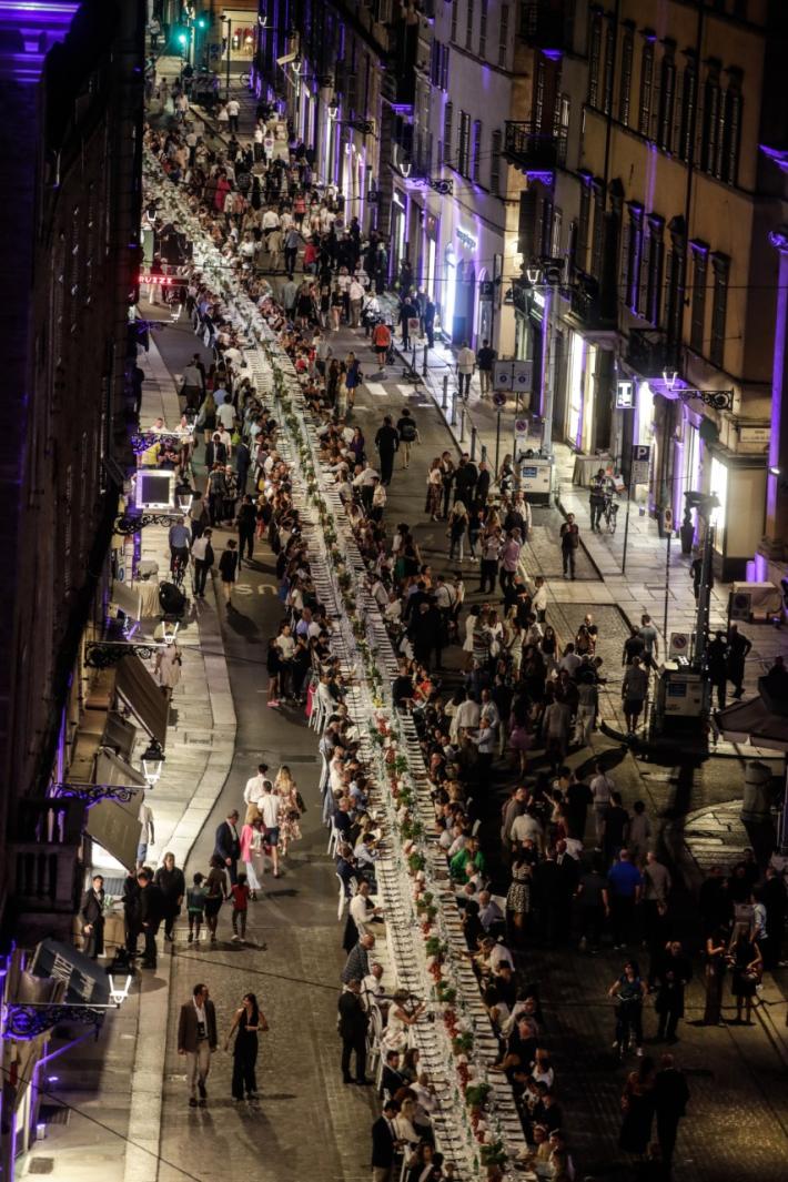 Cena dei mille svelato il men&ugrave; completo: aperitivo e 5 portate per una serata d&rsquo;eccezione