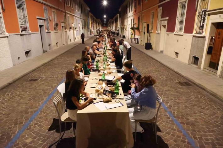 Sabato 9 torna &laquo;La cena in via della Salute? Un esempio virtuoso per la citt&agrave;&raquo; - Info: come partecipare, il menu