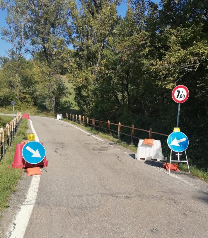 Reno di Tizzano: Sp 115, senso unico alternato sul ponte sull&rsquo;Archetto