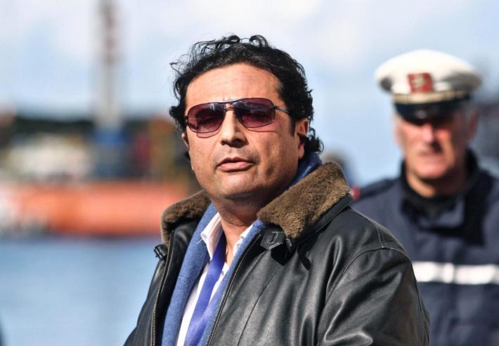 Schettino ammesso al lavoro esterno: catalogher&agrave; atti giudiziari