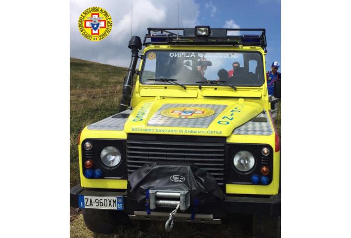 CS Mt Orsaro Passo Centocroci: sospetta frattura alla caviglia per una fungaiola