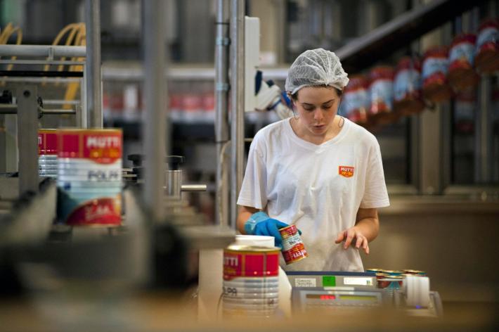 Lavoro: Mutti cerca 40 persone per gli stabilimenti di Montechiarugolo e Collecchio 