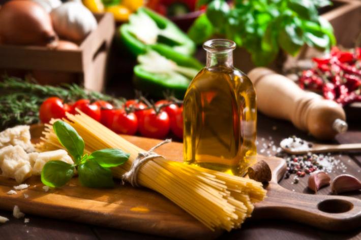 Dieta mediterranea e sport proteggono dalla caduta dei denti