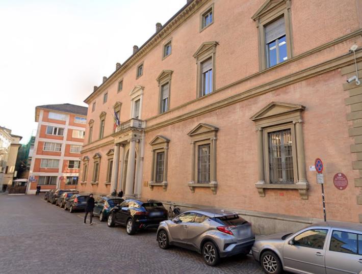 Sei anni di spaccio in tutta la provincia: giovane di Torrile ai domiciliari