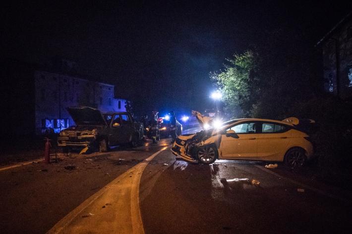 Schianto tra tre auto in strada Montanara, diversi feriti: uno &egrave; grave