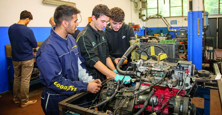 Scuola e mondo del lavoro:  la forza  dei professionali 