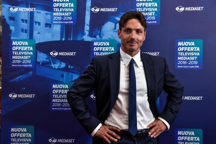 Berlusconi:"Forza Italia non sosterr&agrave; altri governi. Se Draghi presidente si andr&agrave; al voto".  Letta: "Parole gravi" 