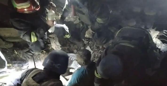 Bombe russe su reparto maternita', ucciso neonato