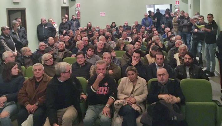 Lupi, nuovo allarme dalla montagna