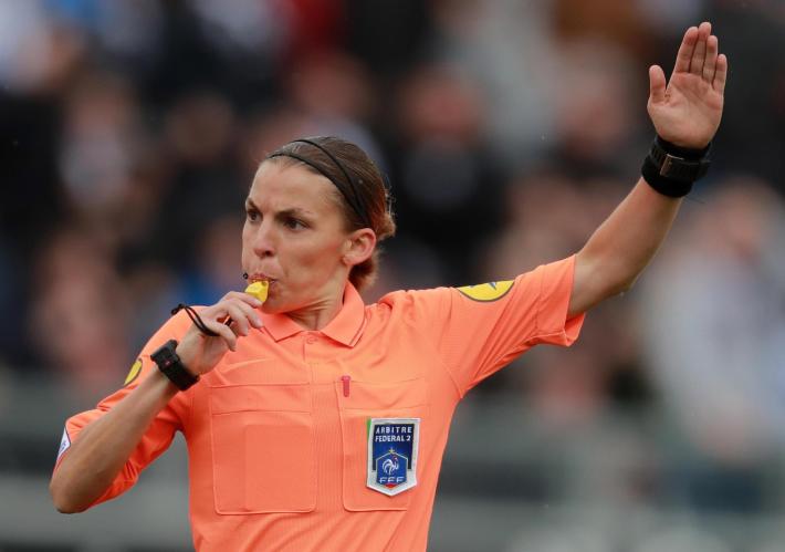 St&eacute;phanie Frappart arbitrer&agrave; Germania- Costa Rica. Sar&agrave; la prima donna a arbitrare una partita del Mondiale