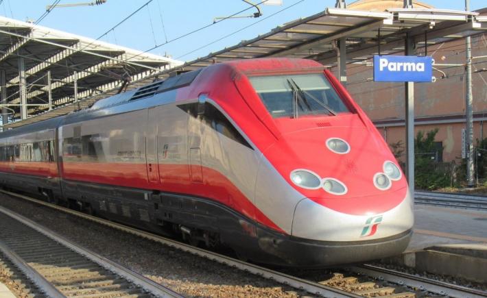 Dall&rsquo;11 dicembre 7 Frecciarossa no stop per Milano &laquo;guadagnano&raquo; due minuti  - Gli orari