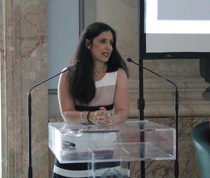 Atene, a fuoco l&rsquo;auto di Susanna Schlein, primo consigliere d&rsquo;ambasciata. Meloni: &laquo;Matrice anarchica&raquo;