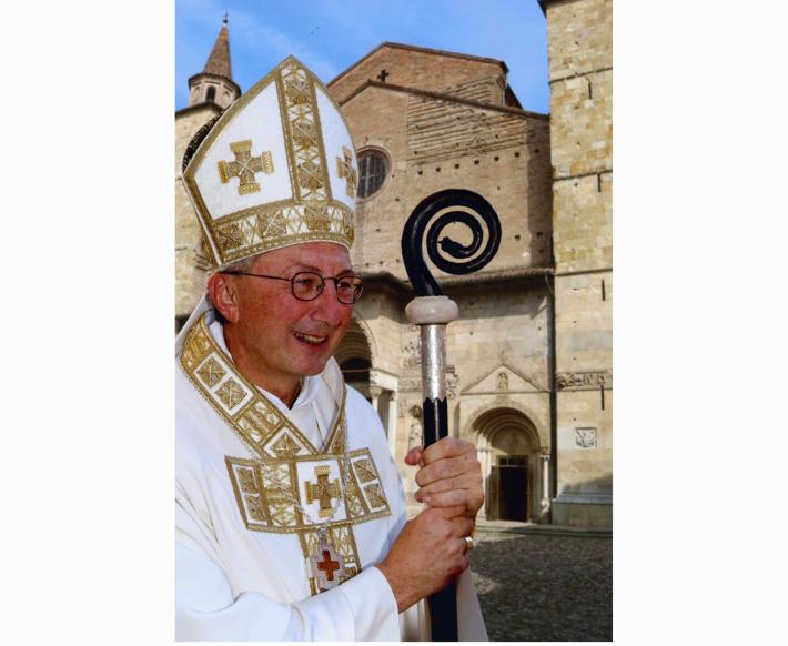 Auguri vescovo di Fidenza