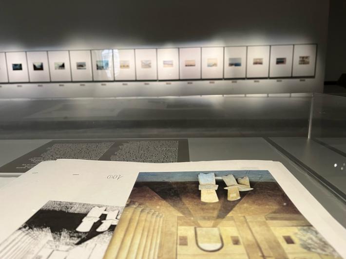 Scoprire Luigi Ghirri quattro visite alla mostra di foto 
