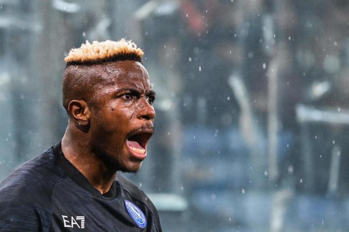 Osimhen trascina il Napoli: 2-0 alla Samp, riprende la fuga scudetto
