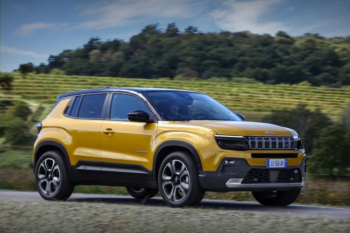 Jeep Avenger &egrave; l'auto dell'anno 2023  