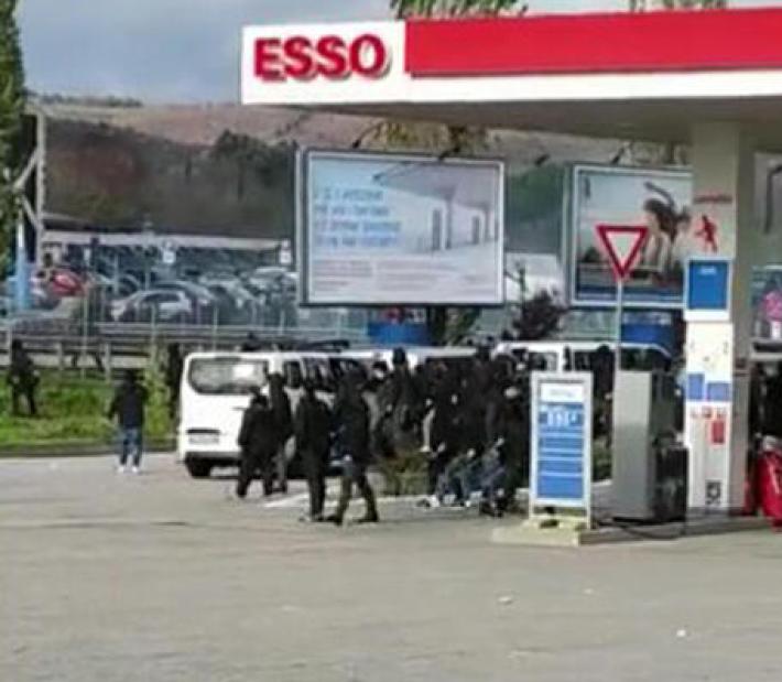 Trasferte vietate ai tifosi di Roma e Napoli per 2 mesi