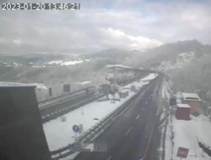 Traffico, lavori e neve: code in A15 fra Pontremoli e Berceto 