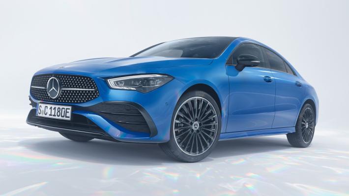 Mercedes aggiornala CLA