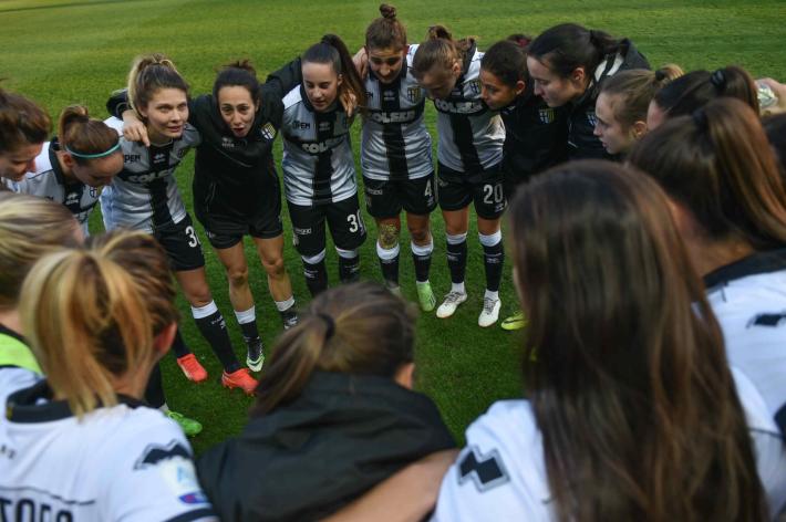 Il Parma femminile torna alla vittoria: 1-0 al Como