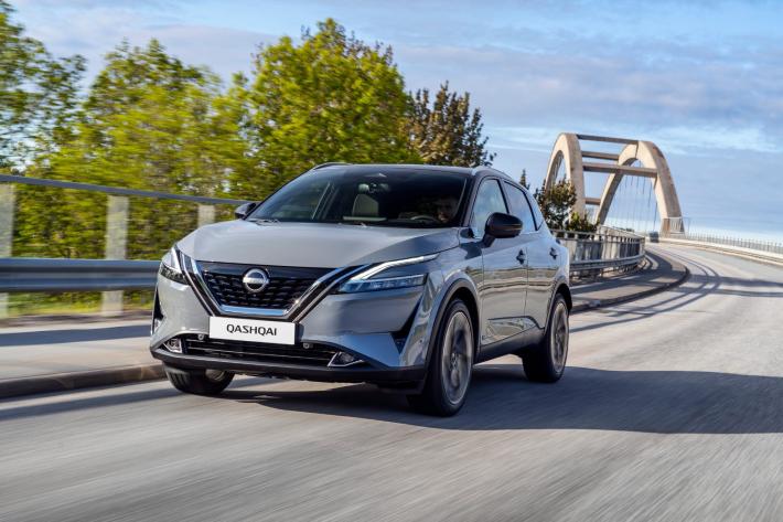 Al volante di Nissan Qashqai e-Power: la spina non serve 