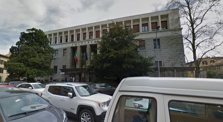 Ordigno inesploso nel tribunale di Pisa, rimosso dagli artificieri
