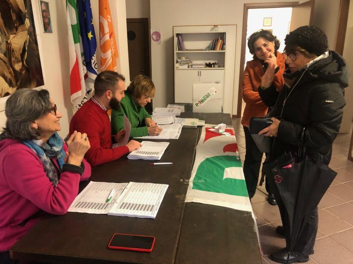 Bonaccini contro Schlein: il Pd sceglie il segretario