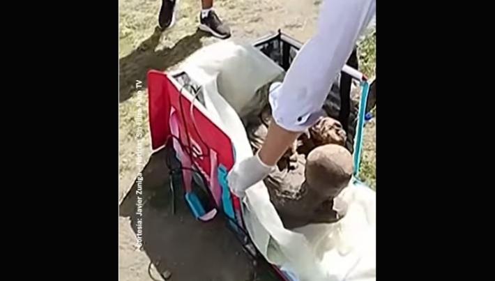 Giovane trovato con una mummia nel borsone frigo: "E' la mia fidanzata spirituale" - Video