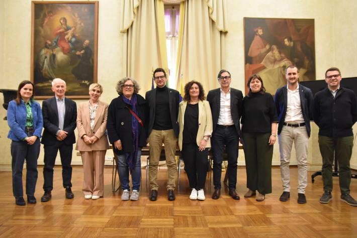 Per l&rsquo;8 marzo nessuna mimosa in Comune ma una donazione al Centro Antiviolenza di Parma