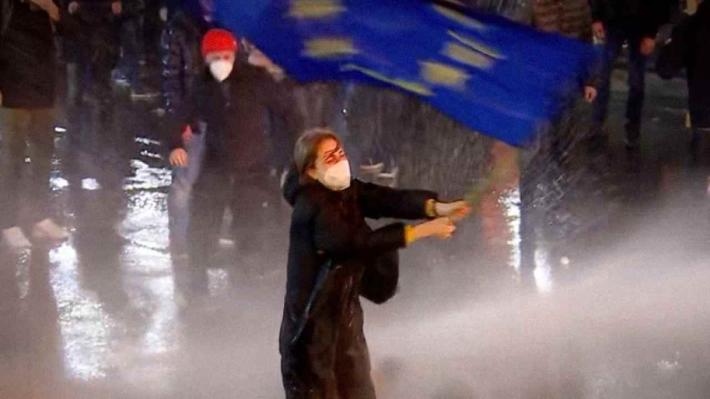 Europa bandiera  di diritti e di ideali 