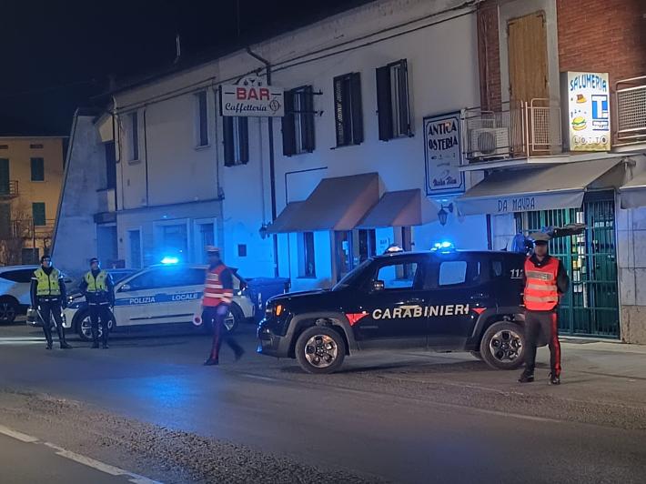 Sabato di controlli a Sorbolo Mezzani: 13 patenti ritirate per guida in stato di ubriachezza, due auto sequestrate