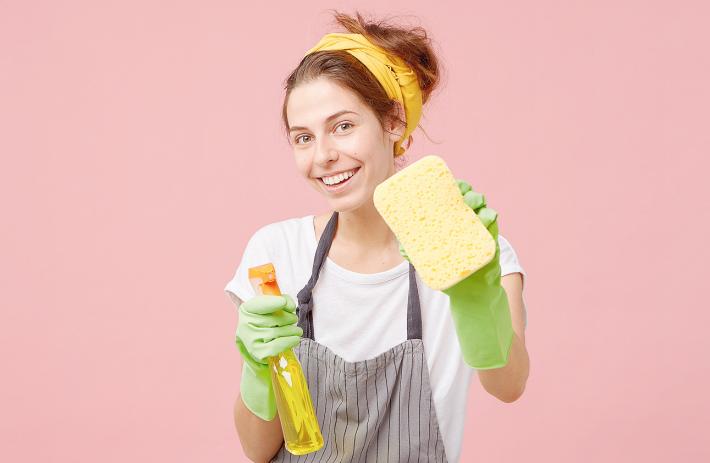 Spugne e strofinacci,  un ricettacolo di batteri 