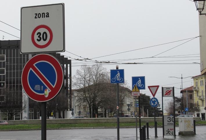 Barriera Repubblica, il &laquo;giallo&raquo; della mini-zona 30