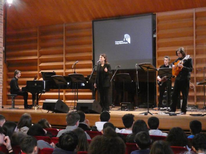 L'ironia di Gaber rivive con gli studenti del Boito