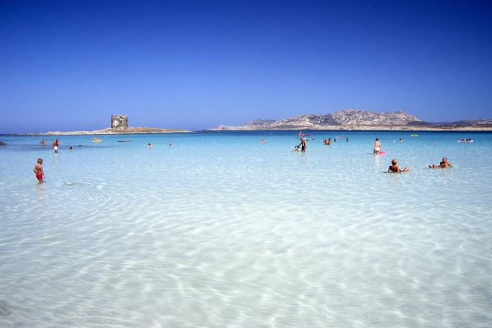 Stintino, affonda una barca: due sub dispersi