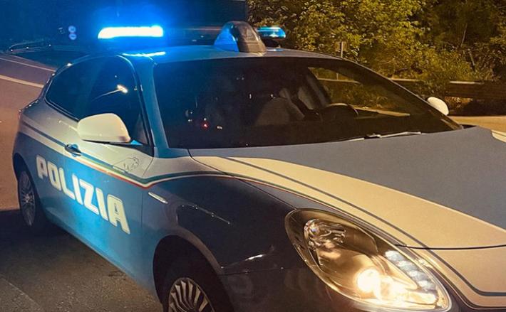 Rimini: viene alle mani con il buttafuori di una discoteca, giovane vigile del fuoco in coma