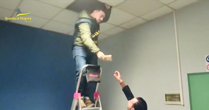 Maxi frode fiscale, ieri gli interrogatori ma tanti indagati non parlano