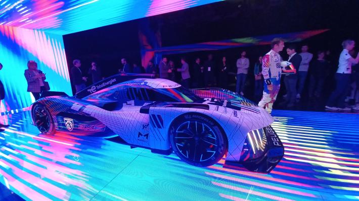 Peugeot 9x8, voglia di stupire