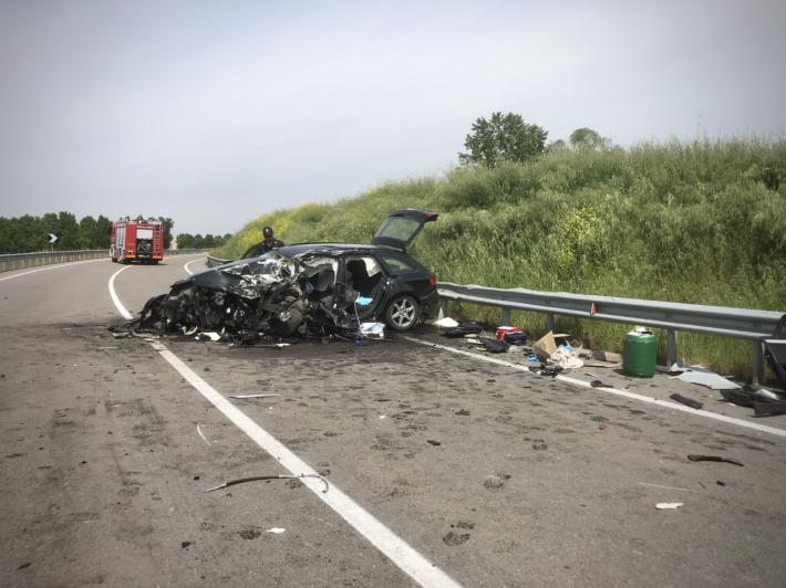 Scontro auto-camion a Viarolo: un ferito grave