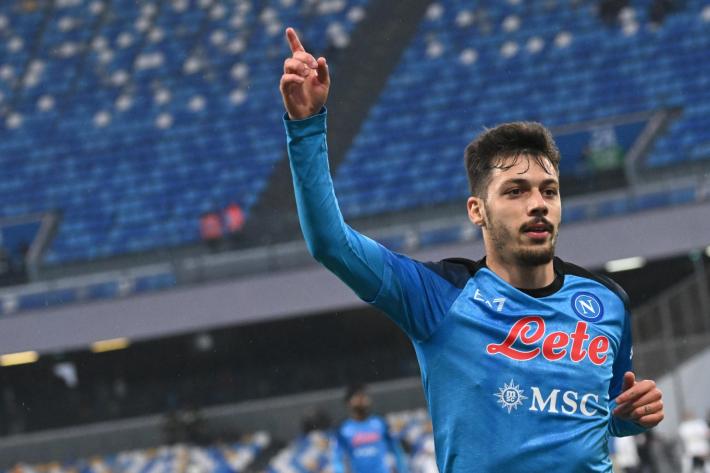 Serie A: Il Napoli  fatica ma travolge  una brutta Inter (3-1)