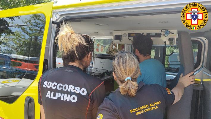 Non fa ritorno a casa e in serata parte l'allarme: 69enne ritrovato nell'area di Canossa 