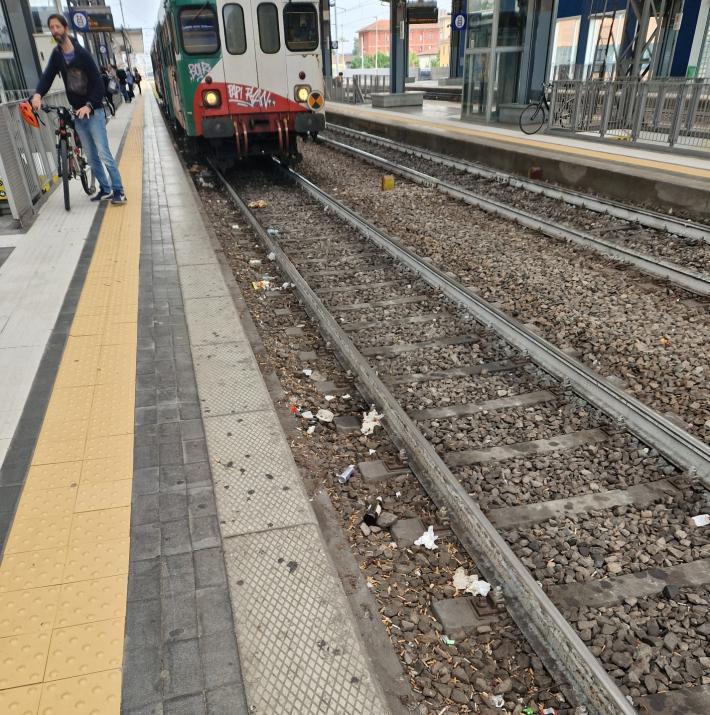 Mamma e figlia di 10 anni investite dal treno, in lutto Montesilvano 