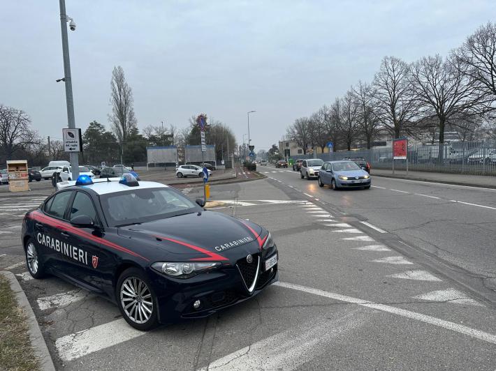 Finge una truffa on line ma (per davvero) si fa dare 10 mila euro: denunciato un 60enne di Parma